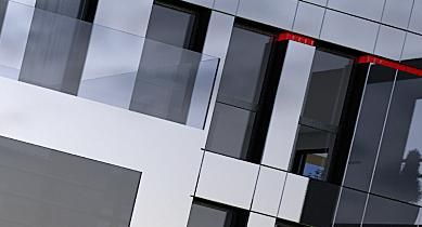 detal elewacji frontowej / frontal elevation details.