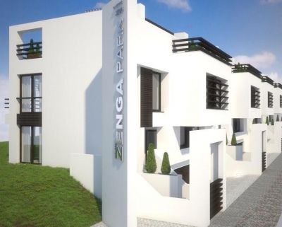 ZENGA Park - widok sprzed bramy wjazdowej / a view from the entrance gate.